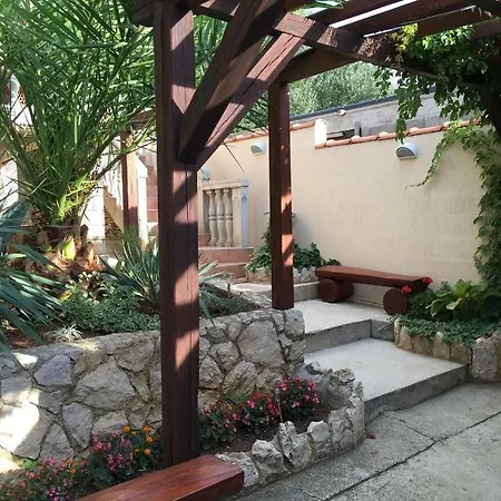 Apartment Ankica